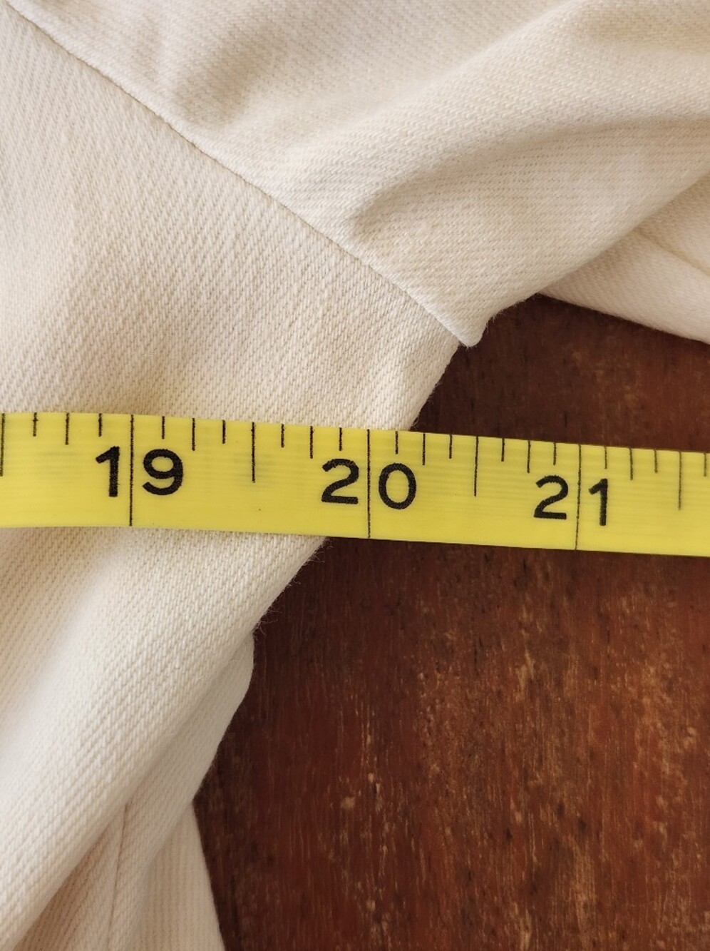 Chico's Lightweight Cream Shacket with Frayed Hem Sz 1 - Picture 10 of 10